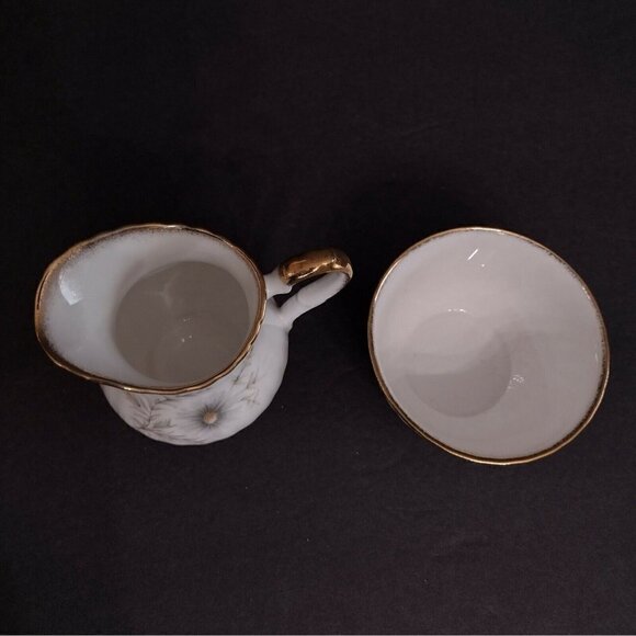 Elizabethan England Fine Bone China Cream & Sugar Set Bowl Pitcher White Daisies - Picture 4 of 7